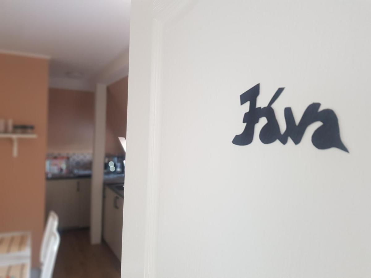 Ketpava Vendeghaz Hotel อิกาล ภายนอก รูปภาพ